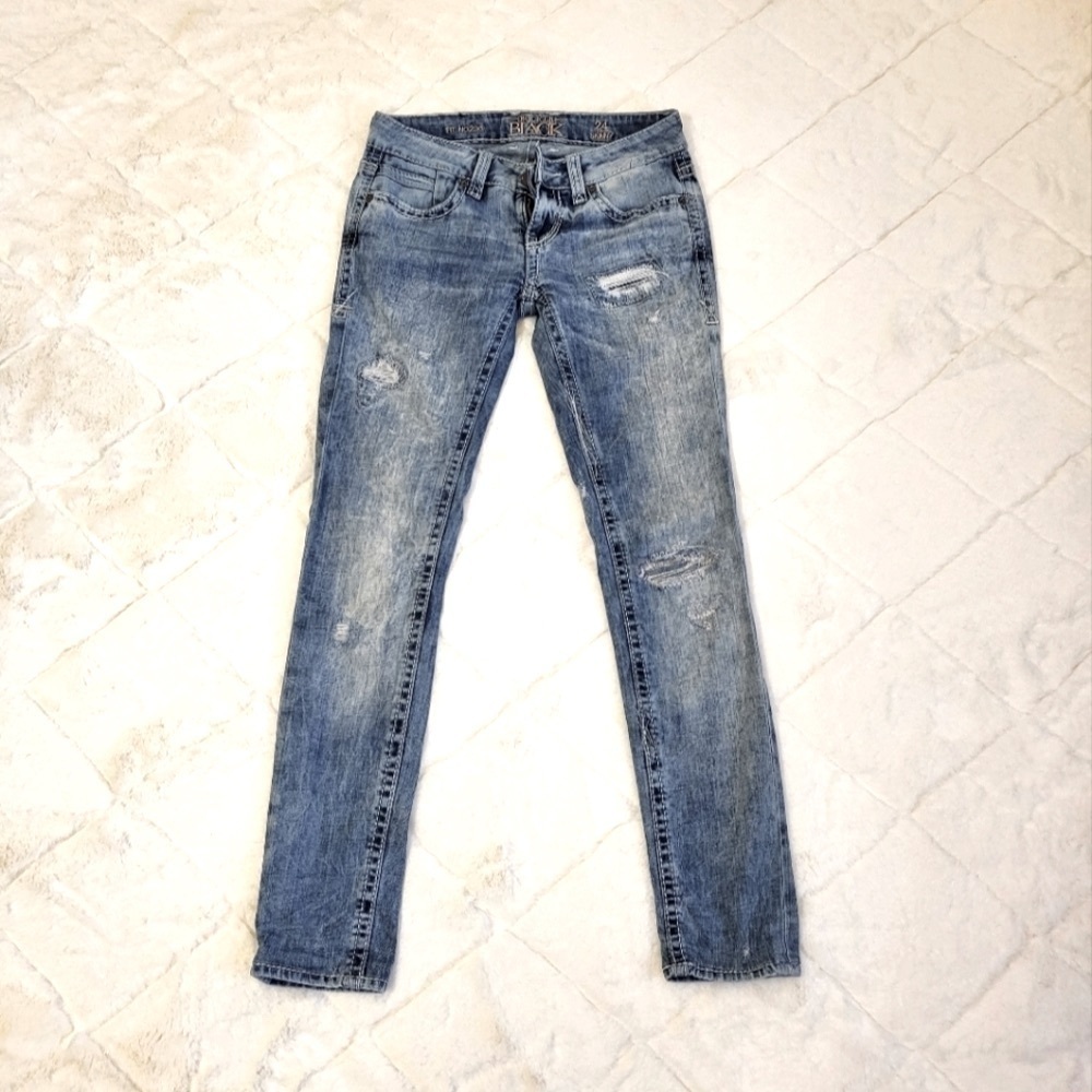 Buckle Black distressed womens jeans size 24 excellent condition